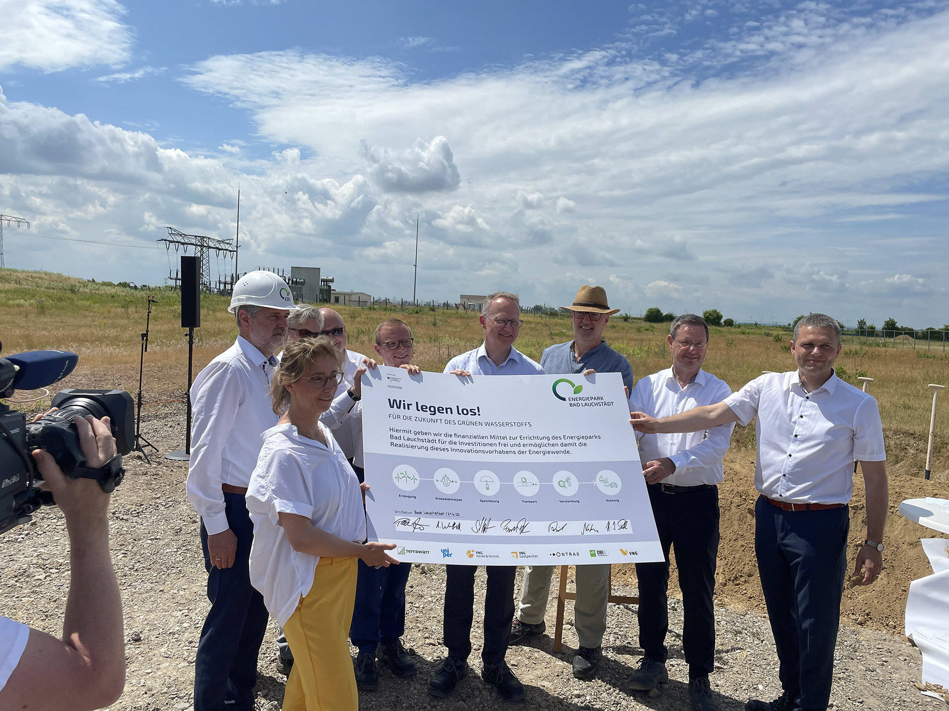 Spatenstich für Energiepark in Bad Lauchstädt - Terrawatt ...